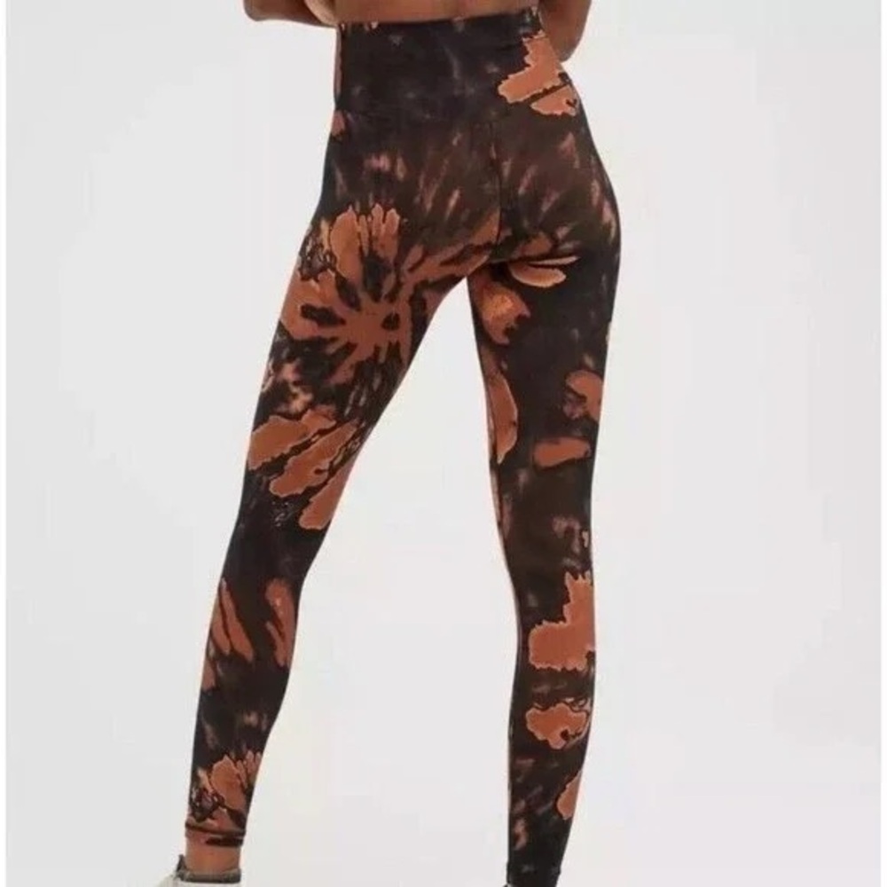 Aerie Offline crossover tie dye leggings